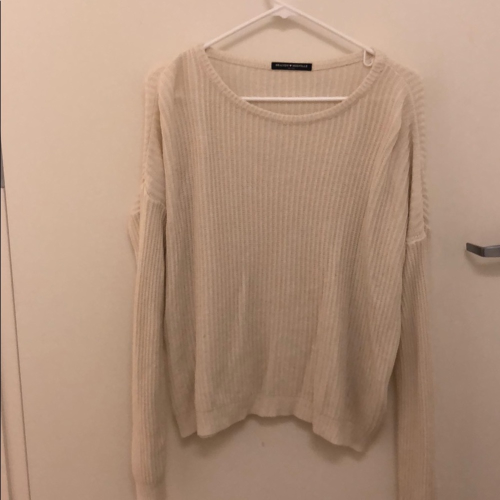 Brandy Melville sweater